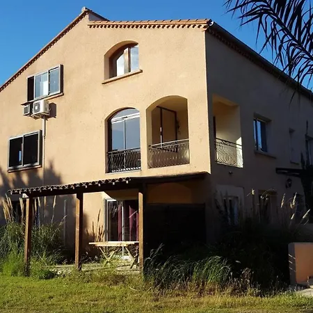 Apartment Cigale 1 *